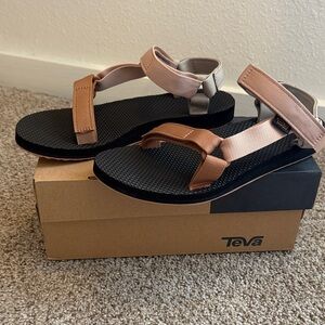 Teva Multi Color Sandals, New, Women’s Size 10 Reg